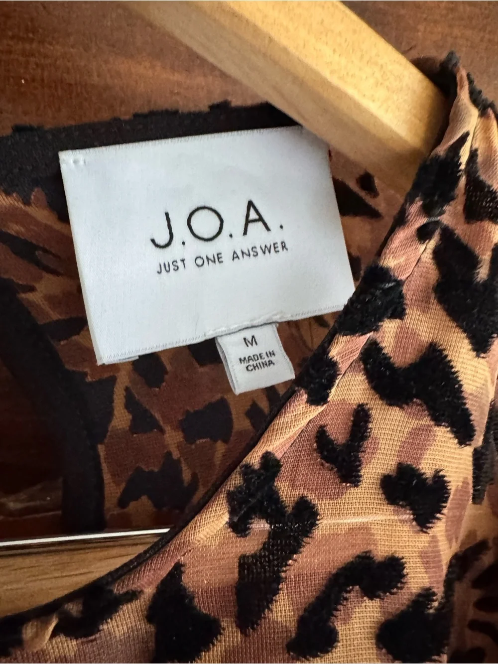 JOA Velvet Burnout Blouse Sheer Animal Print Puff Sleeves Size M - Picture 2 of 11
